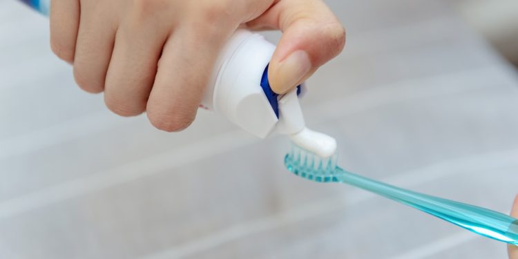 CBD Zahnpasta – was steckt dahinter?